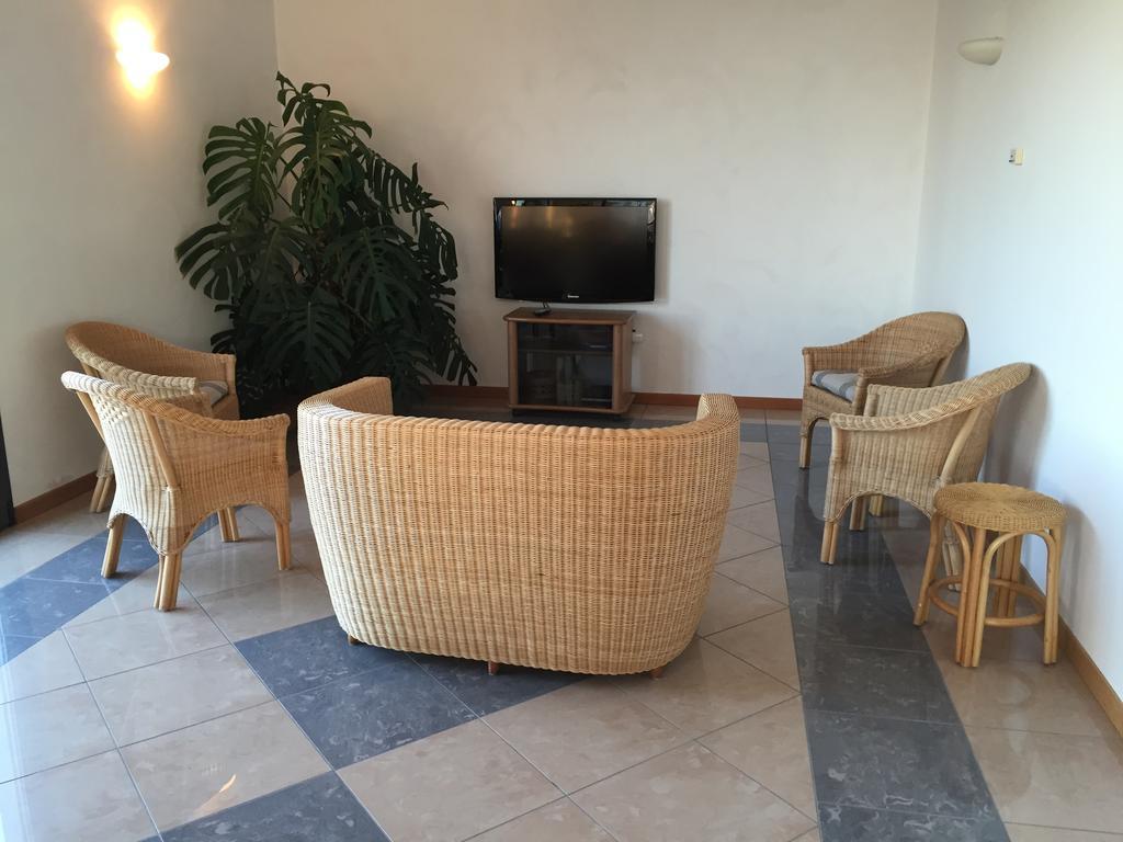 Albergo Arcobaleno Sottomarina Extérieur photo